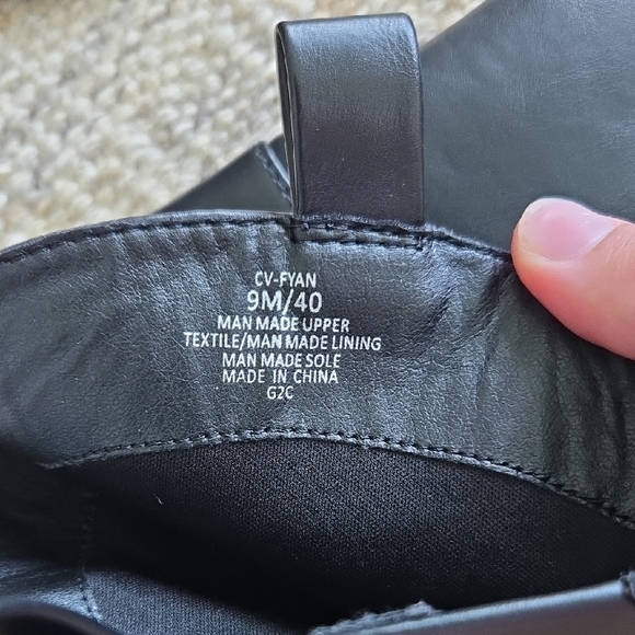 Crown Vintage Black Leather Heeled Boots - Picture 3 of 5